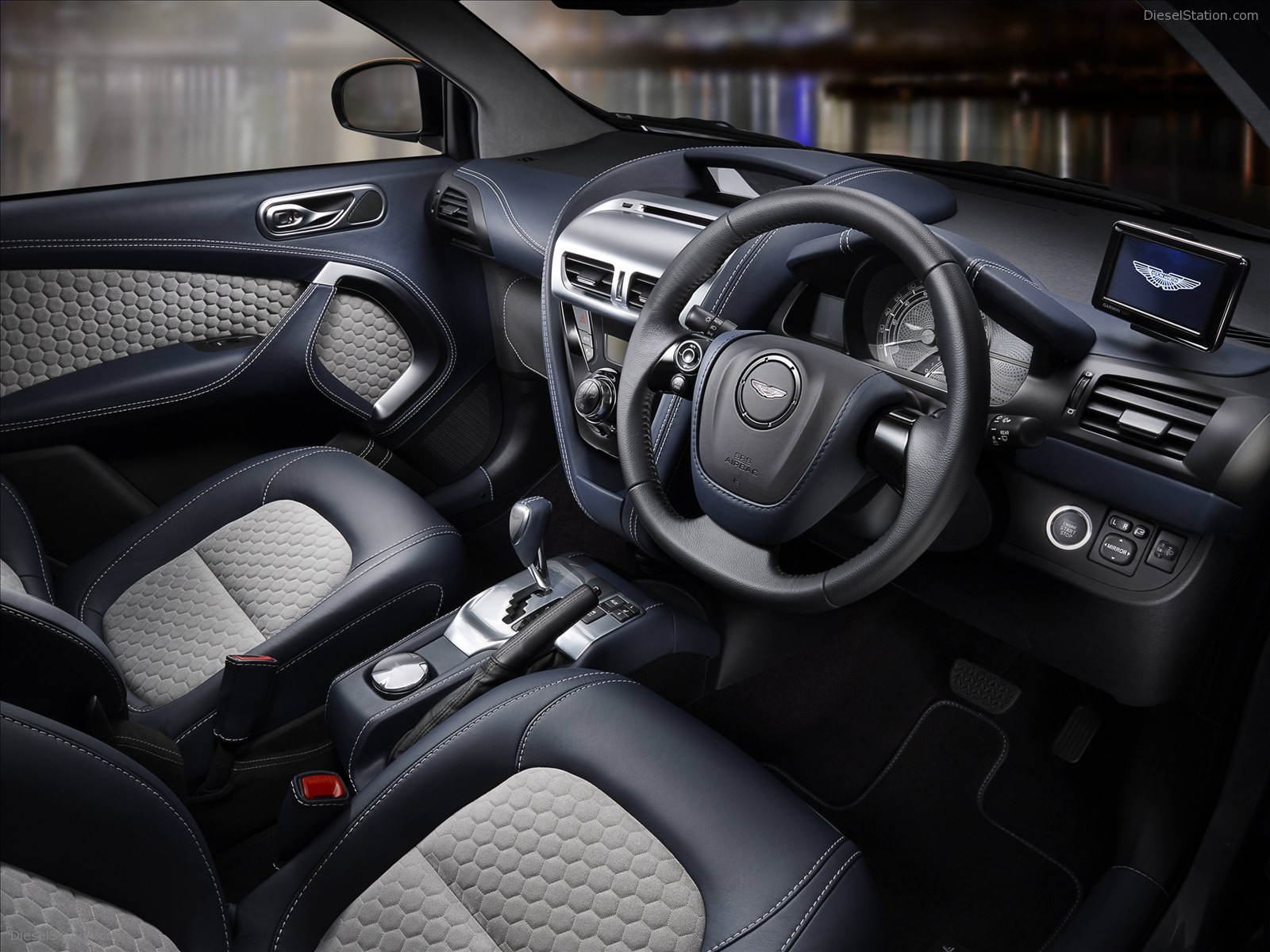 Aston Martin Cygnet 2011